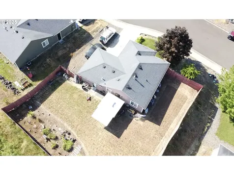 807 Callahan Drive Roseburg OR 97471