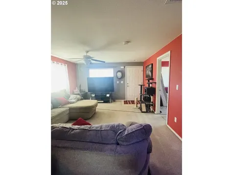 807 Callahan Drive Roseburg OR 97471