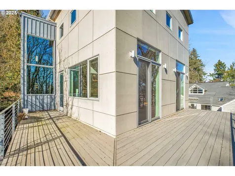3607 NW Gordon Street Portland OR 97210