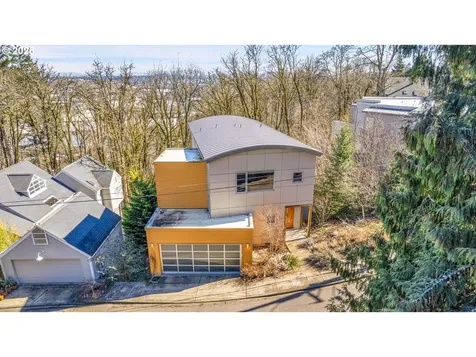 3607 NW Gordon Street Portland OR 97210
