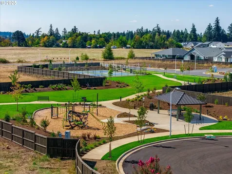 1151 SE 22nd Avenue Canby OR 97013