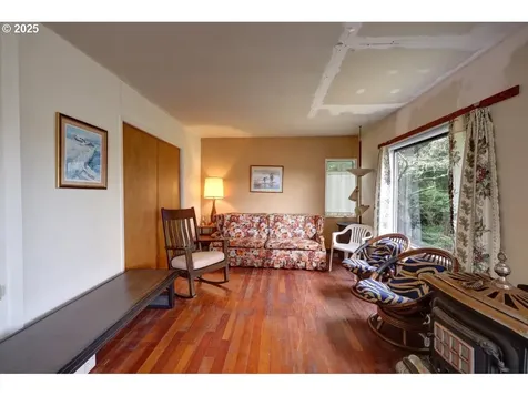 13907 N Street Long Beach WA 98631