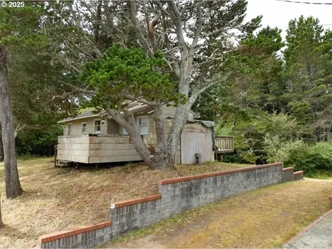 13907 N Street Long Beach WA 98631