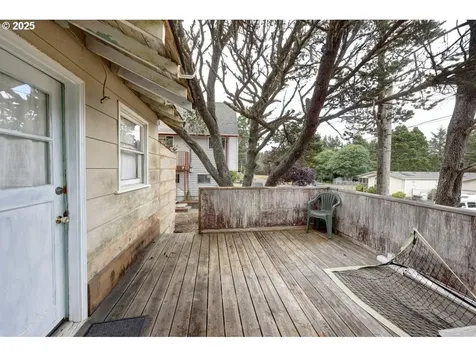 13907 N Street Long Beach WA 98631