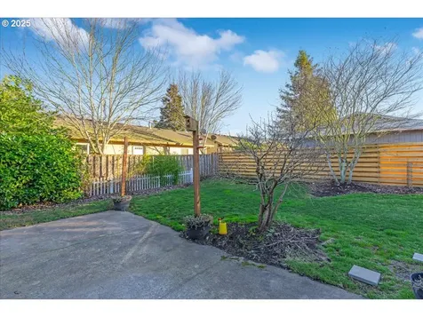 9230 SE Cooper Street Portland OR 97266