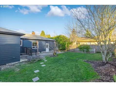 9230 SE Cooper Street Portland OR 97266