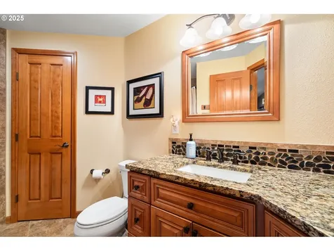 133 Delameter Lane Castle Rock WA 98611