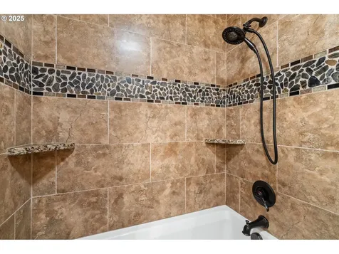 133 Delameter Lane Castle Rock WA 98611