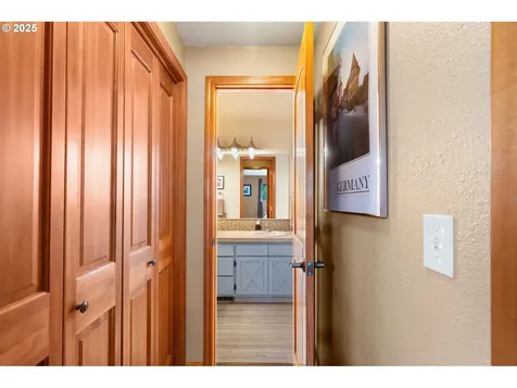 133 Delameter Lane Castle Rock WA 98611