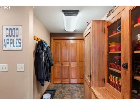 133 Delameter Lane Castle Rock WA 98611