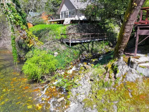 1008 Winchuck River Road Brookings OR 97415