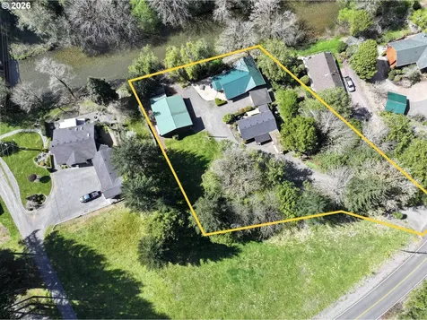 1008 Winchuck River Road Brookings OR 97415