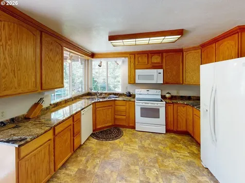 1008 Winchuck River Road Brookings OR 97415