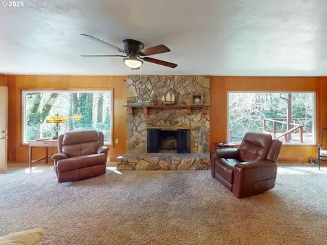 1008 Winchuck River Road Brookings OR 97415