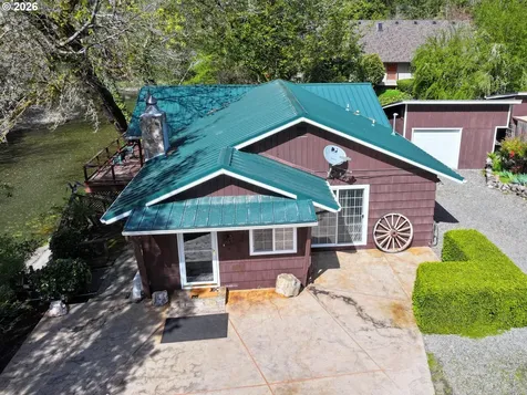 1008 Winchuck River Road Brookings OR 97415