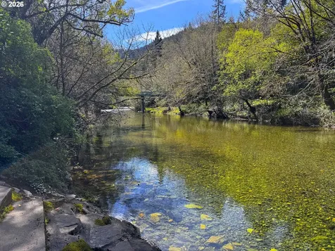 1008 Winchuck River Road Brookings OR 97415