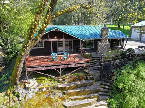 1008 Winchuck River Road Brookings OR 97415