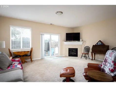 15284 SE Shale Drive Damascus OR 97089