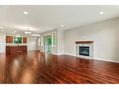 904 NW 105th Circle Vancouver WA 98685