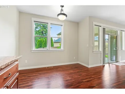 904 NW 105th Circle Vancouver WA 98685