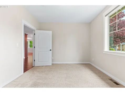 904 NW 105th Circle Vancouver WA 98685