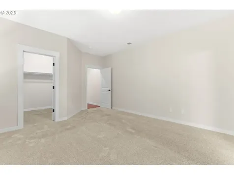 904 NW 105th Circle Vancouver WA 98685