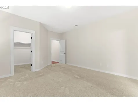 904 NW 105th Circle Vancouver WA 98685