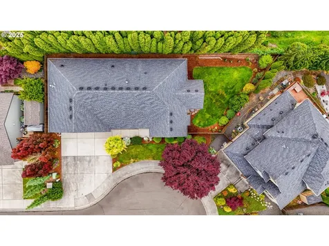 904 NW 105th Circle Vancouver WA 98685