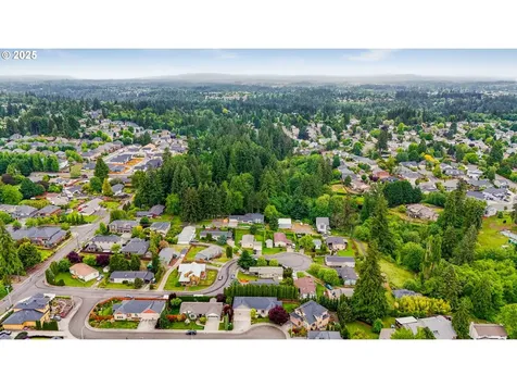 904 NW 105th Circle Vancouver WA 98685