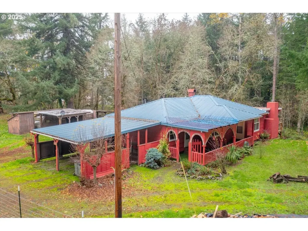 28227 Santiam Highway Sweet Home OR 97386