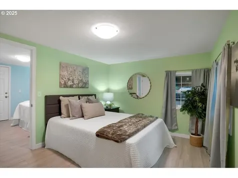 28227 Santiam Highway Sweet Home OR 97386