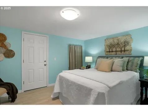 28227 Santiam Highway Sweet Home OR 97386