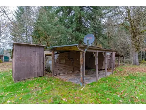 28227 Santiam Highway Sweet Home OR 97386