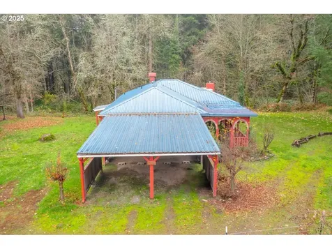 28227 Santiam Highway Sweet Home OR 97386