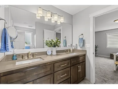 4635 Chaucer Court Depoe Bay OR 97341