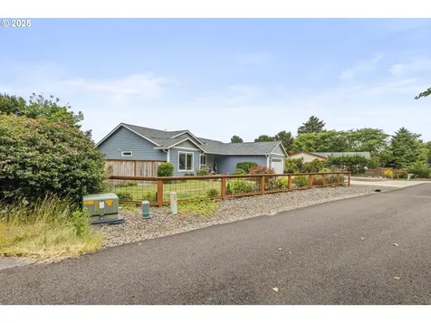 4635 Chaucer Court Depoe Bay OR 97341