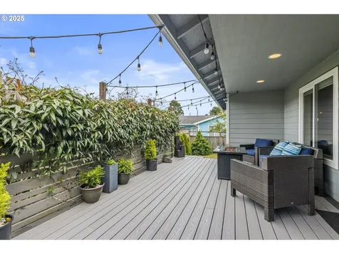 4635 Chaucer Court Depoe Bay OR 97341