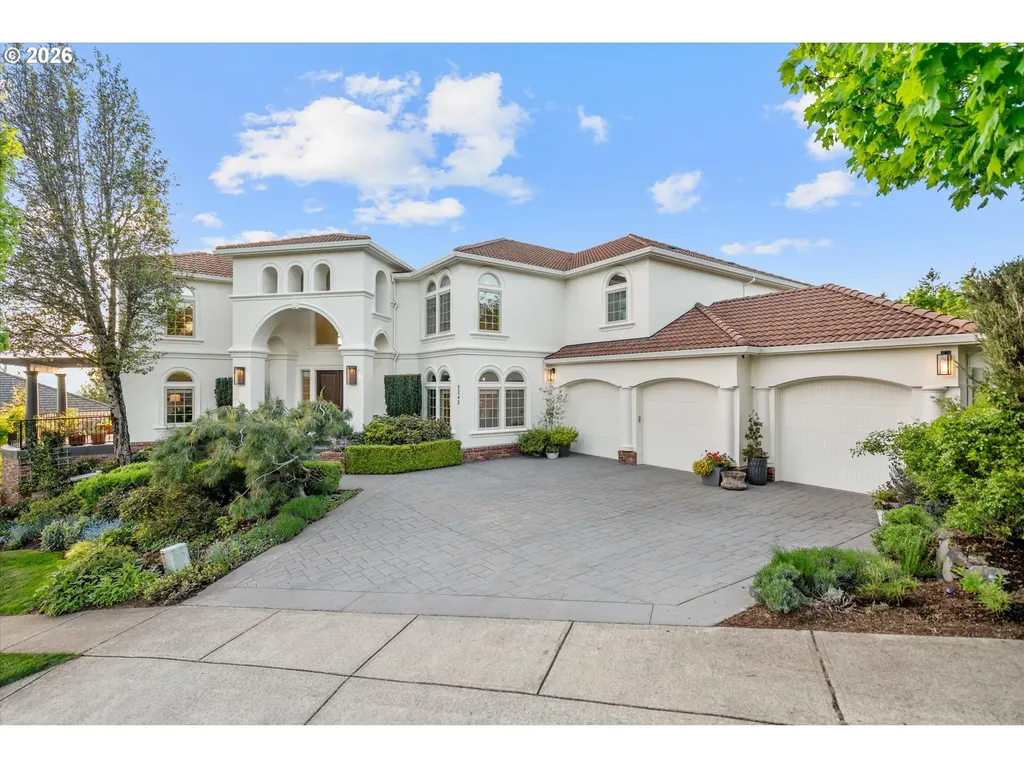 2343 NW Pinnacle Drive Portland OR 97229