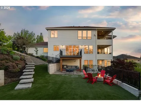 2343 NW Pinnacle Drive Portland OR 97229