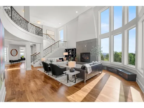 2343 NW Pinnacle Drive Portland OR 97229