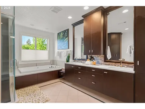 2343 NW Pinnacle Drive Portland OR 97229