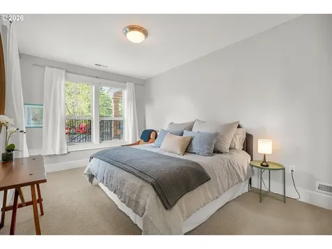2343 NW Pinnacle Drive Portland OR 97229