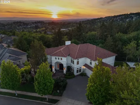 2343 NW Pinnacle Drive Portland OR 97229