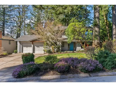 11 Touchstone Lake Oswego OR 97035