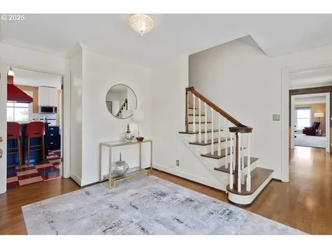 4700 SW Northwood Avenue Portland OR 97239
