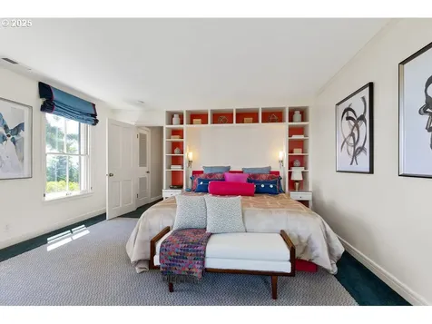 4700 SW Northwood Avenue Portland OR 97239