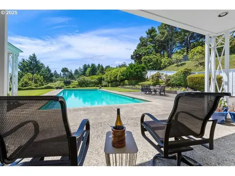 4700 SW Northwood Avenue Portland OR 97239
