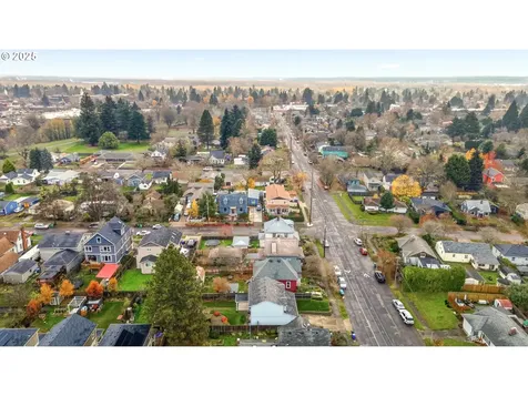 6921 N Macrum Avenue Portland OR 97203