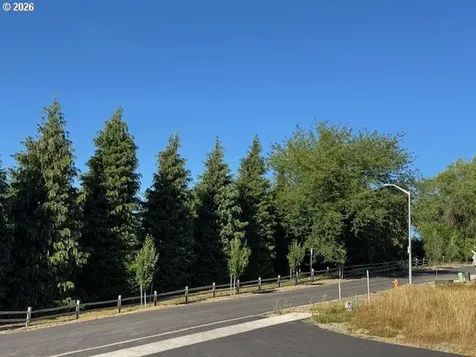 16906 NE 35th Avenue Vancouver WA 98686