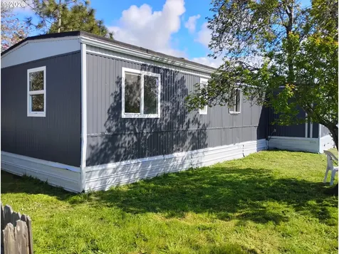 1000 N 8th Street Reedsport OR 97467